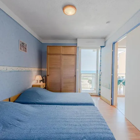 Amphitrite-1 By Interhome